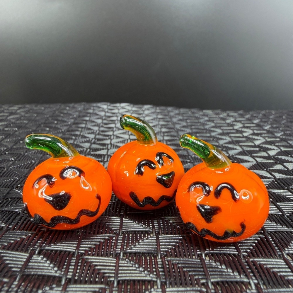 Venetian Glass Miniature Pumpkin Jack O Lantern Halloween Decor Set of 3 VTG - Picture 9 of 11